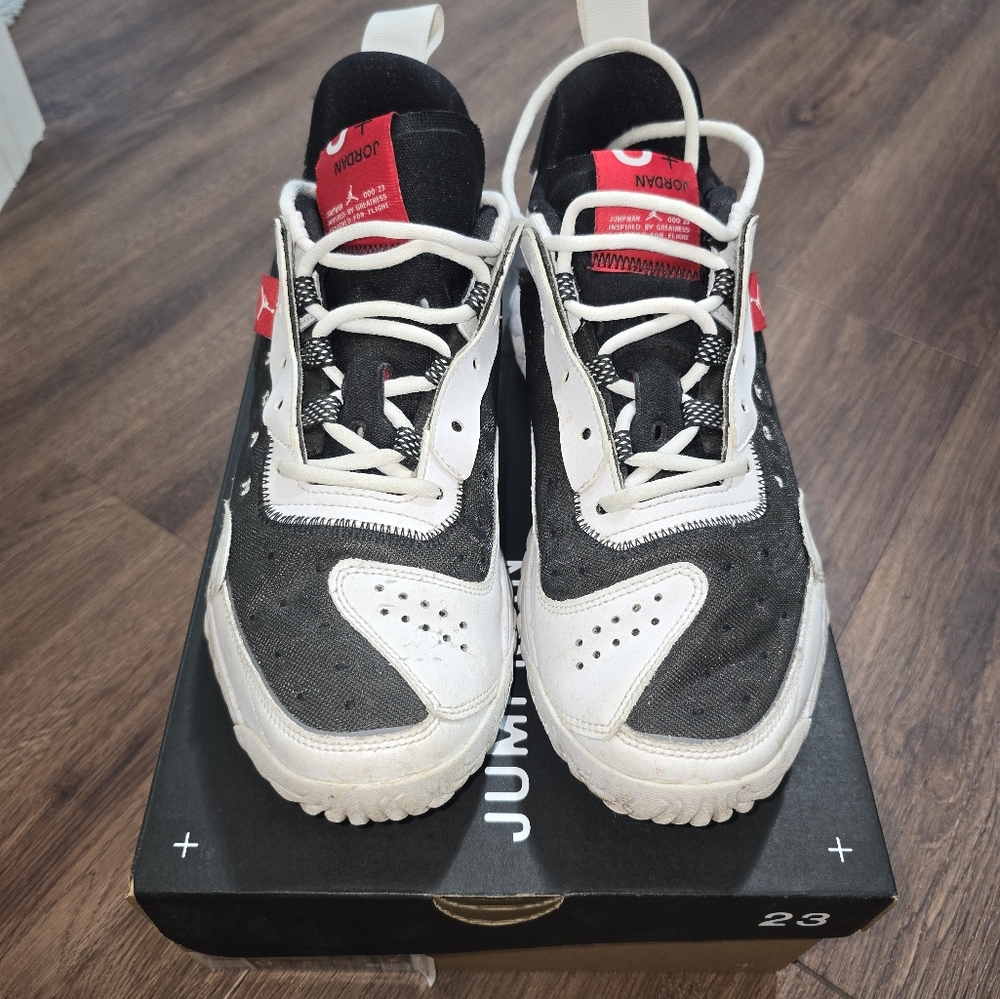 Jordan Delta 2 Mens size 9